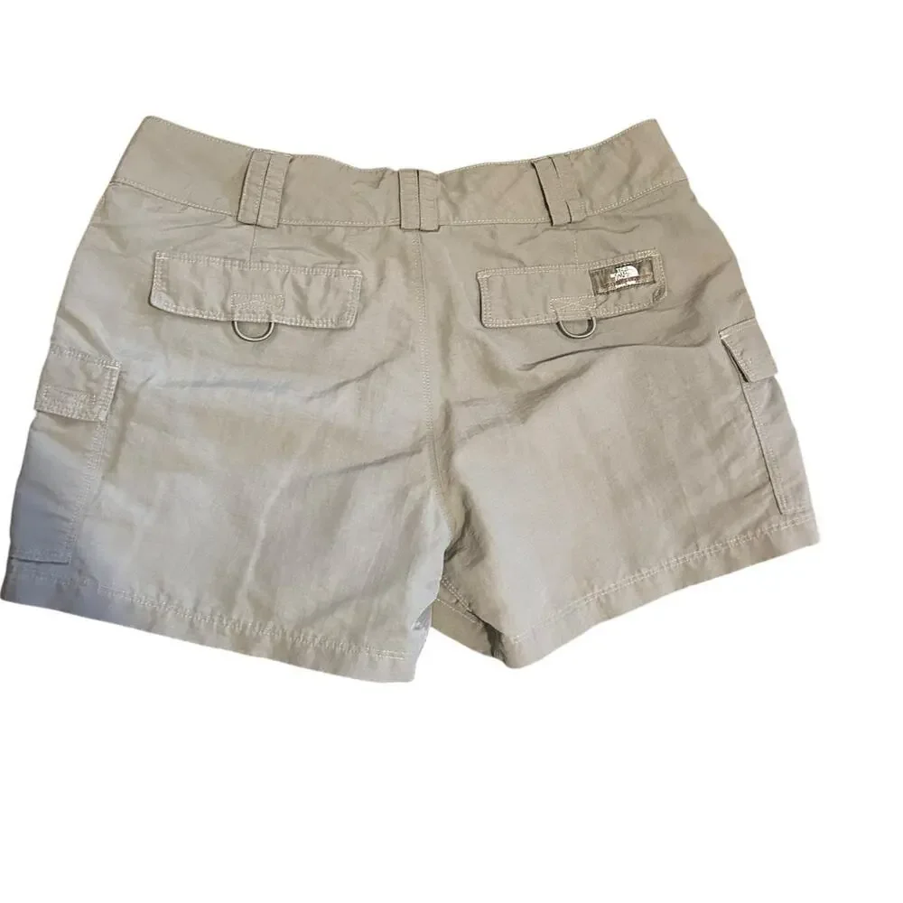 The North Face Women's Olve Green Cargo shorts size 8 - Picture 6 of 6
